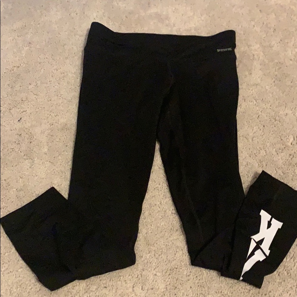 Black leggings